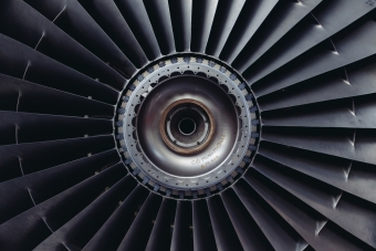 Jet engine